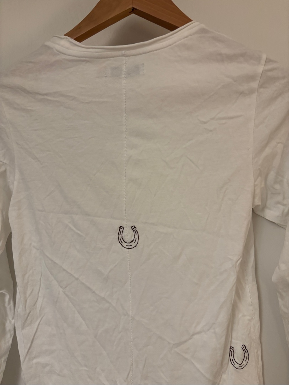 Catherine Gee White Horeshoe Long-Sleeve Tee Size Small Embroidered Americana - Picture 8 of 12